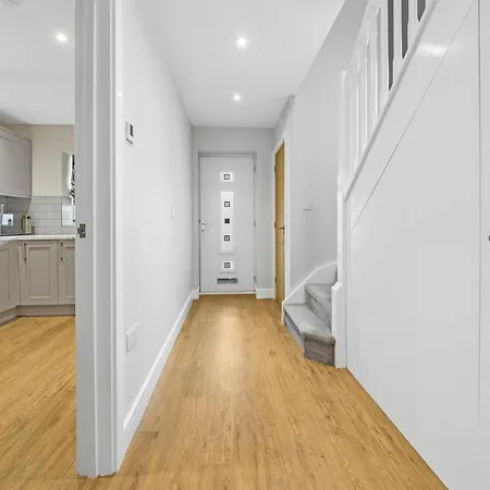 Apartmán Luxury 2br Retreat With Private Garden And Parking By Altoluxo Short Lets & Serviced Bristol